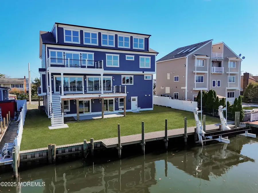 6 Cayman Avenue, Toms River, NJ 08753 - Image #2