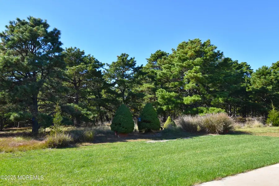 289 Costa Mesa Drive, Toms River, NJ 08757 - Image #2