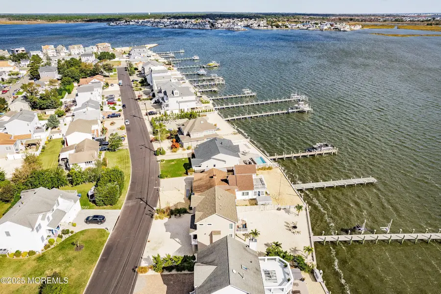 669 Bayview Drive, Toms River, NJ 08753 - Image #2