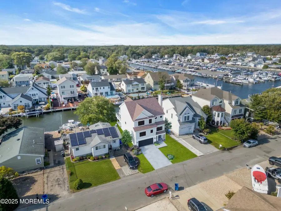 28 Commodore Drive, Brick, NJ 08723 - Image #3