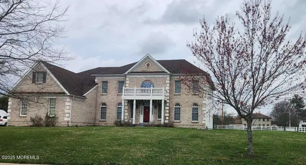 76 Stream Bank Drive, Freehold, NJ 07728