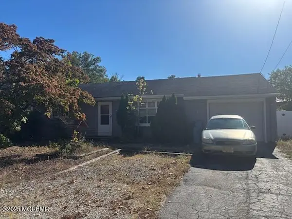 718 Barnegat Boulevard, Beachwood, NJ 08722