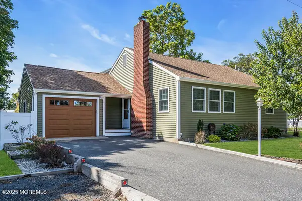 65 Shell Street, Beachwood, NJ 08722