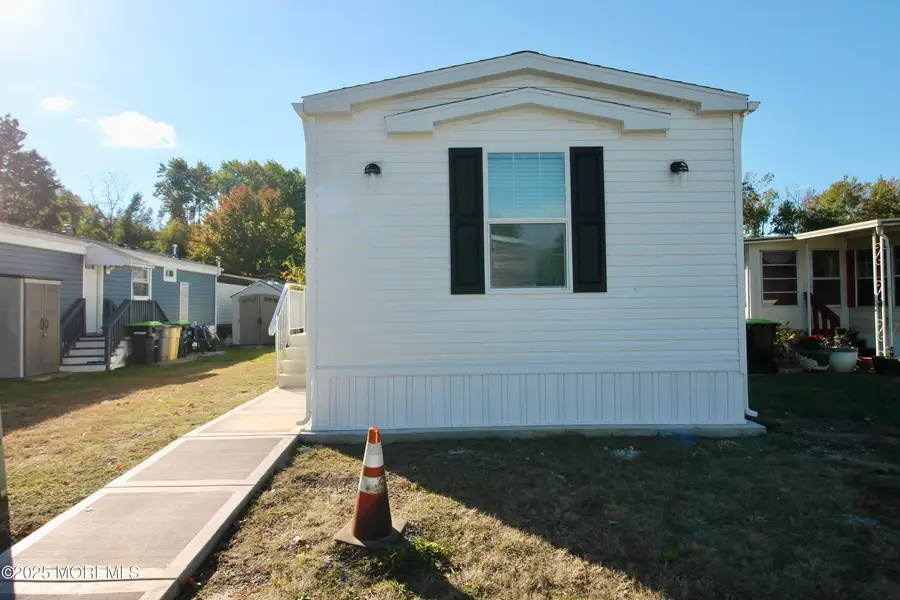 544 Lane F, Hazlet, NJ 07730 - Image #2