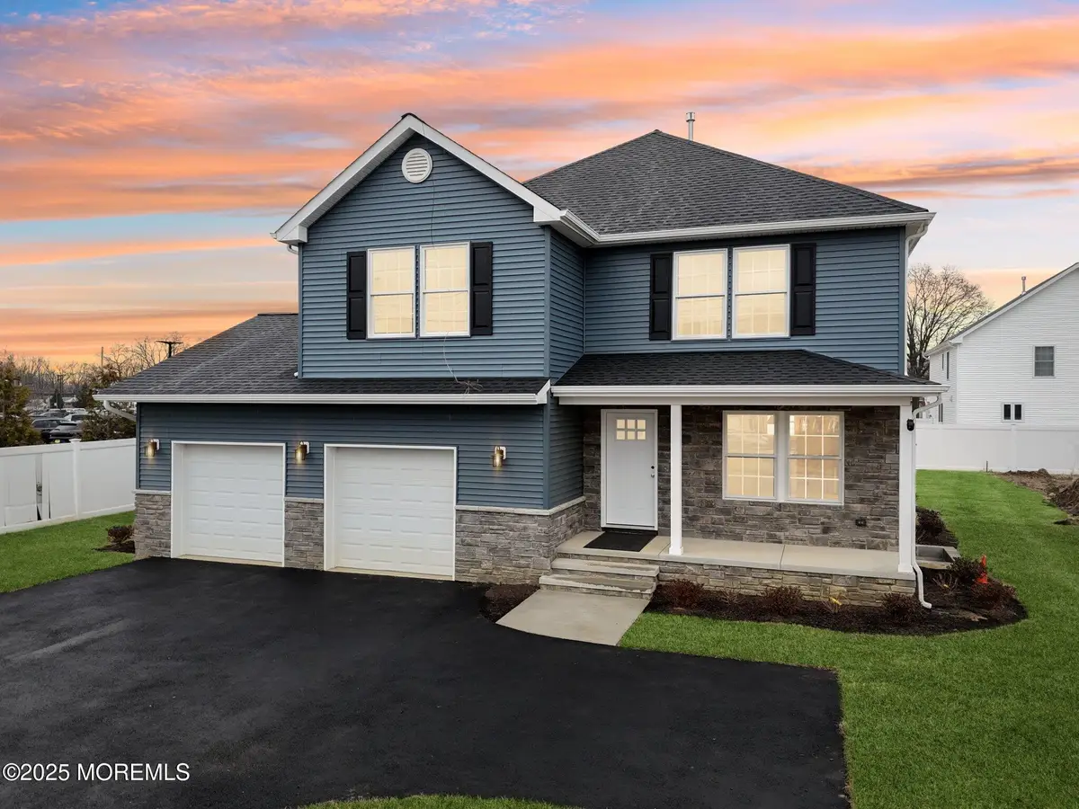 563 Holmdel Road, Hazlet, NJ 07730 - Image #1