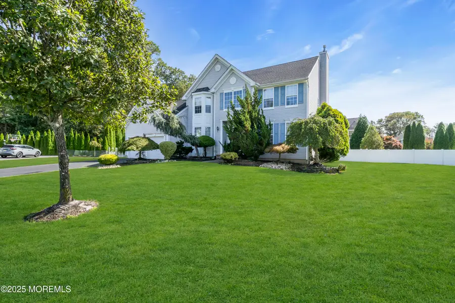 7 Kensington Court, Jackson, NJ 08527 - Image #2