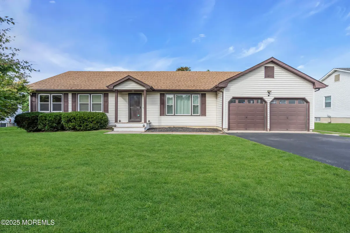 928 Goose Creek Road, Toms River, NJ 08753 - Image #1