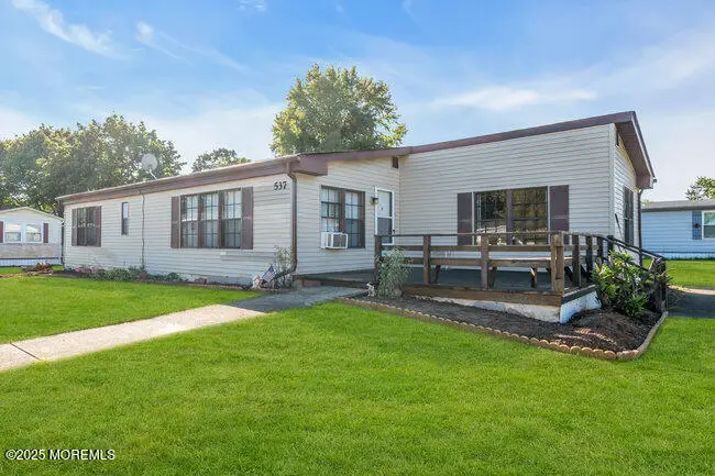 537 James Street, Freehold, NJ 07728 - Image #2