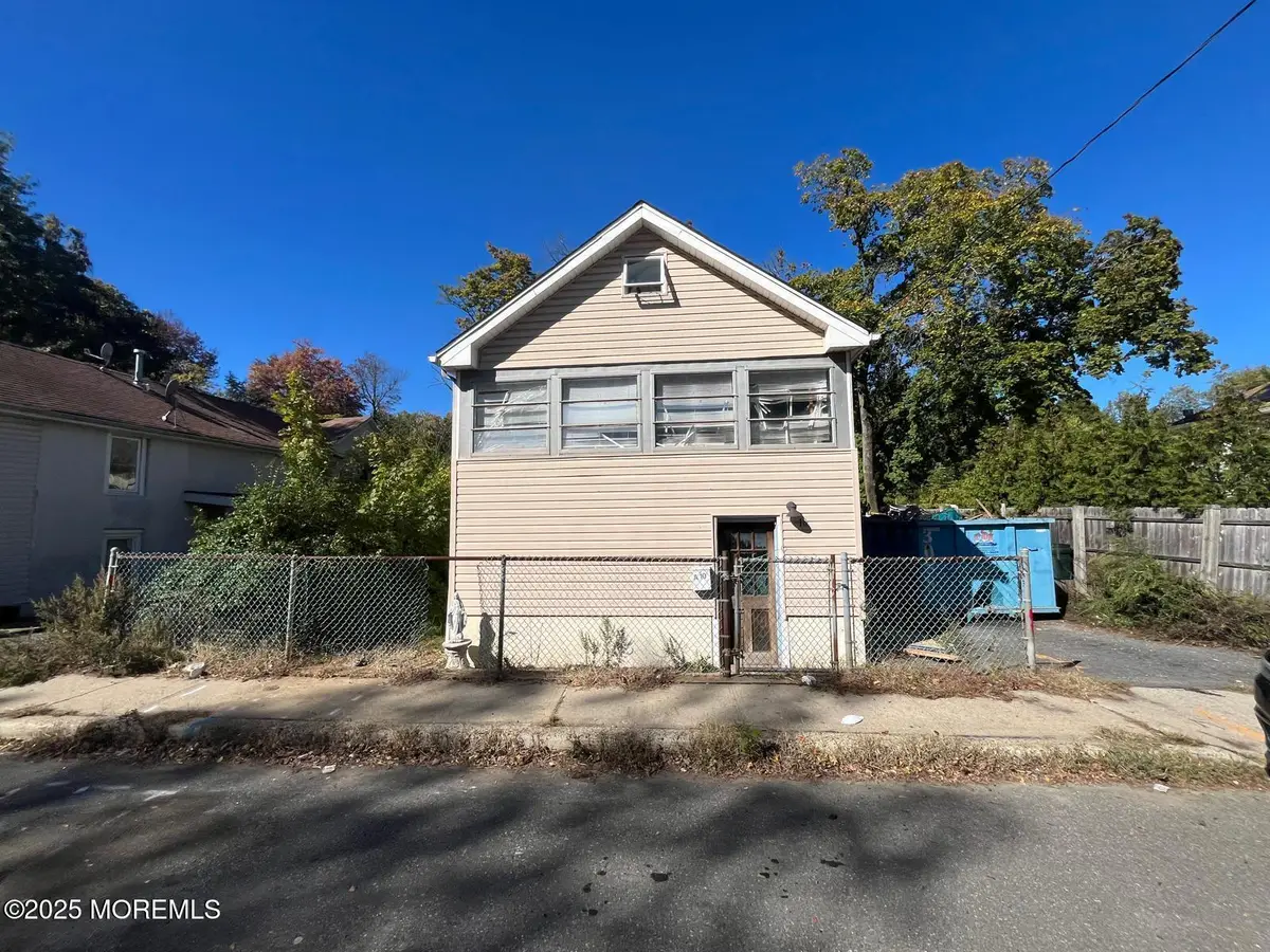 10 Pergola Avenue, Jamesburg, NJ 08831 - Image #1