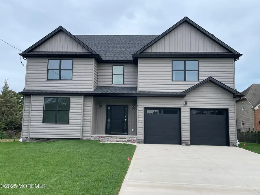 693 Clifton Avenue, Toms River, NJ 08753 - Image #2