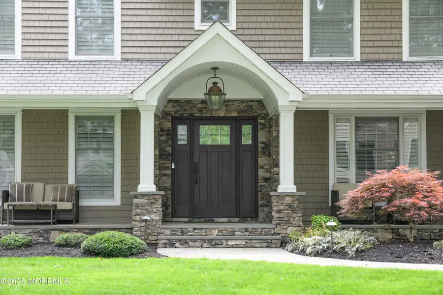 10 Gentry Drive, Fair Haven, NJ 07704 - Image #2