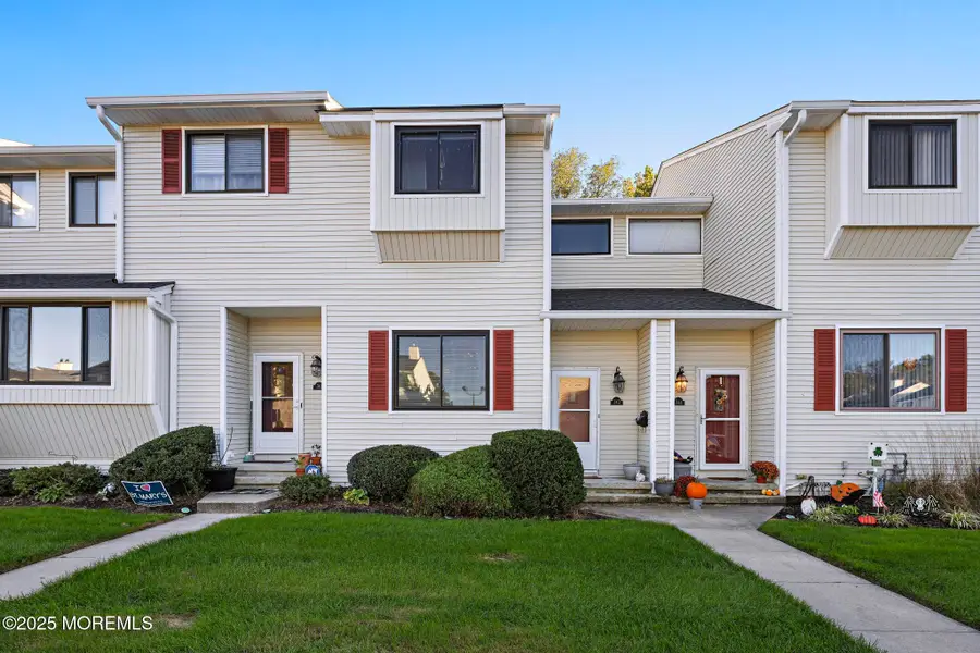 343 Middlewood Road, Middletown, NJ 07748 - Image #2