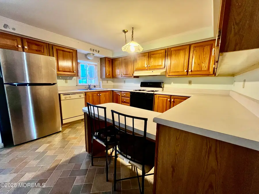 915 Oak Ridge Terrace, Manchester Township, NJ 08759 - Image #3