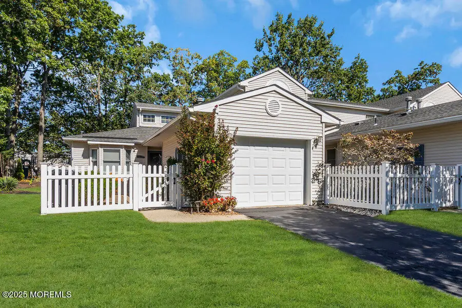 47 Cherrywood Circle #147, Brick, NJ 08724 - Image #2