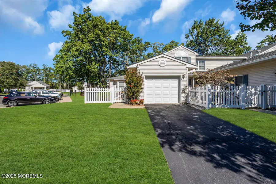 47 Cherrywood Circle #147, Brick, NJ 08724 - Image #3