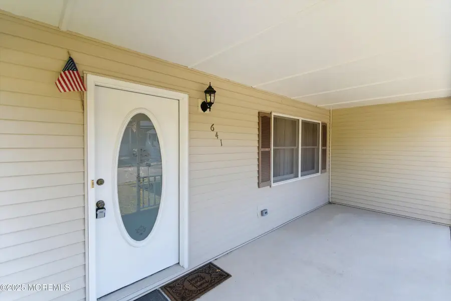 641 Ship Avenue, Beachwood, NJ 08722 - Image #2