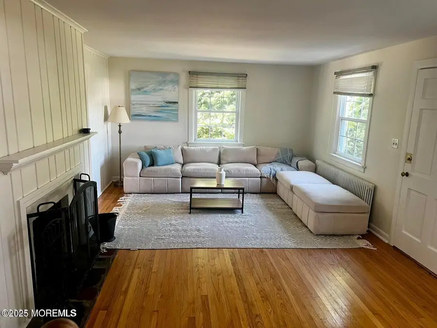 206 Lincoln Avenue, Oakhurst, NJ 07755 - Image #3