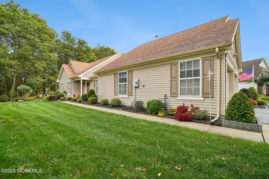 2703 Meadow Lake Drive, Toms River, NJ 08755 - Image #2