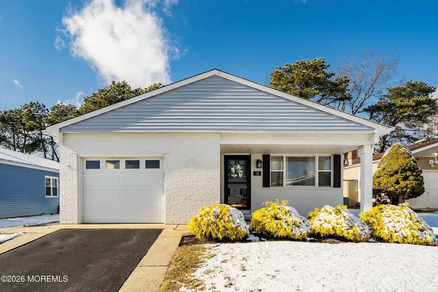 15 Encinitas Drive, Toms River, NJ 08757 - Image #2