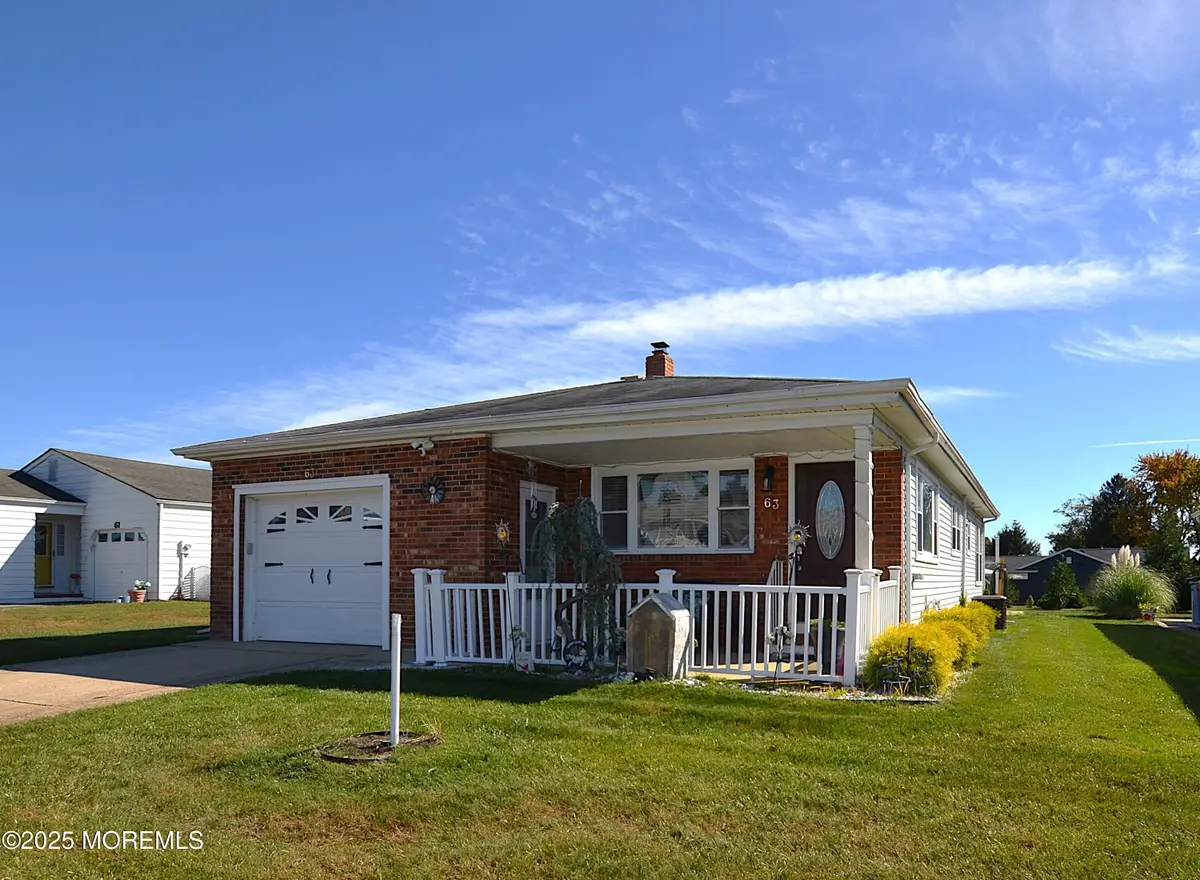 63 Puerto Vallarta Street, Toms River, NJ 08757 - Image #1