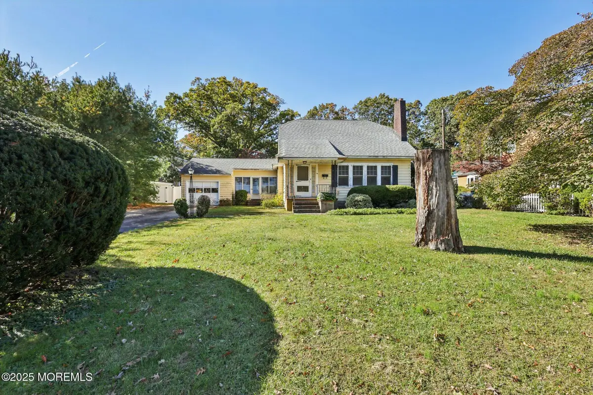 16 Dickinson Avenue, Toms River, NJ 08753 - Image #1