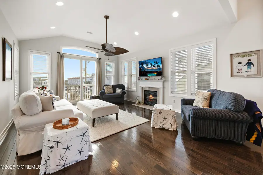 27 South 33rd Street, Surf City, NJ 08008 - Image #3