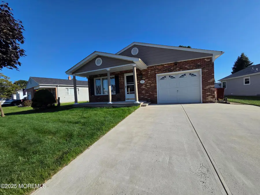 7 Augusta Court, Toms River, NJ 08757 - Image #3