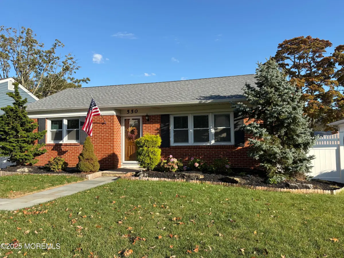 550 Crestview Terrace, Point Pleasant, NJ 08742 - Image #1