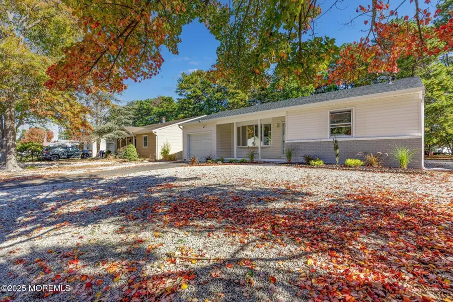 30 Zeeland Drive, Toms River, NJ 08757 - Image #3