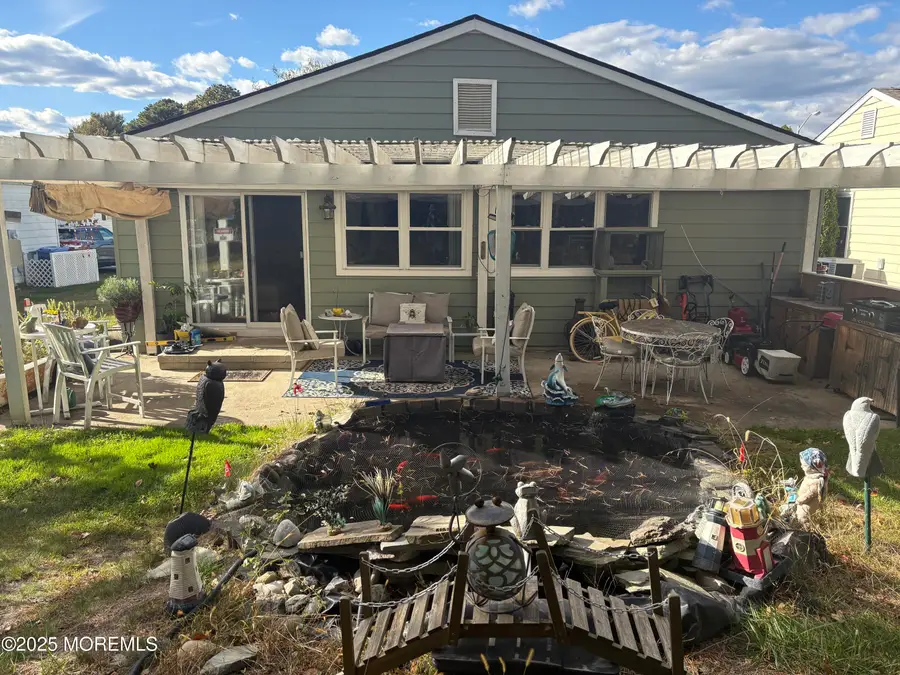 87 Chesterfield Lane, Toms River, NJ 08757 - Image #3