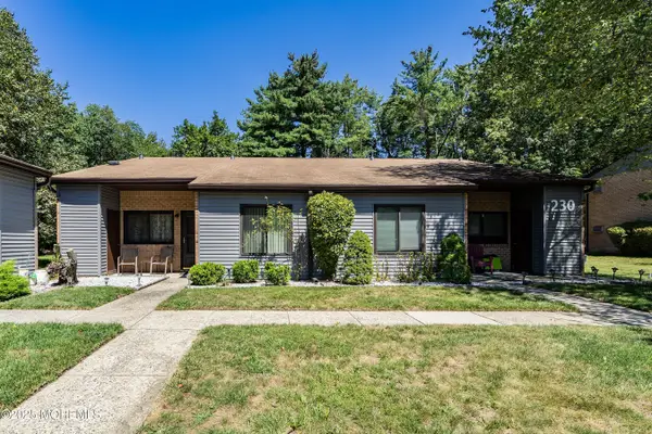 230 Medford Court #C, Manalapan, NJ 07726