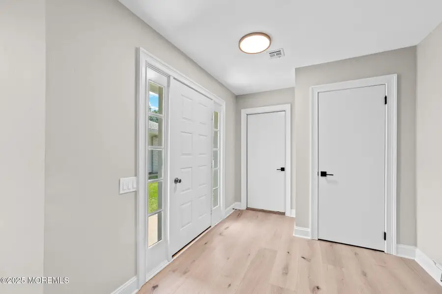 442 Dahlia Plaza #442A, Clearbrook, NJ 08831 - Image #3