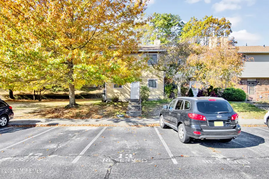 13 Alec Drive, Howell, NJ 07731 - Image #3