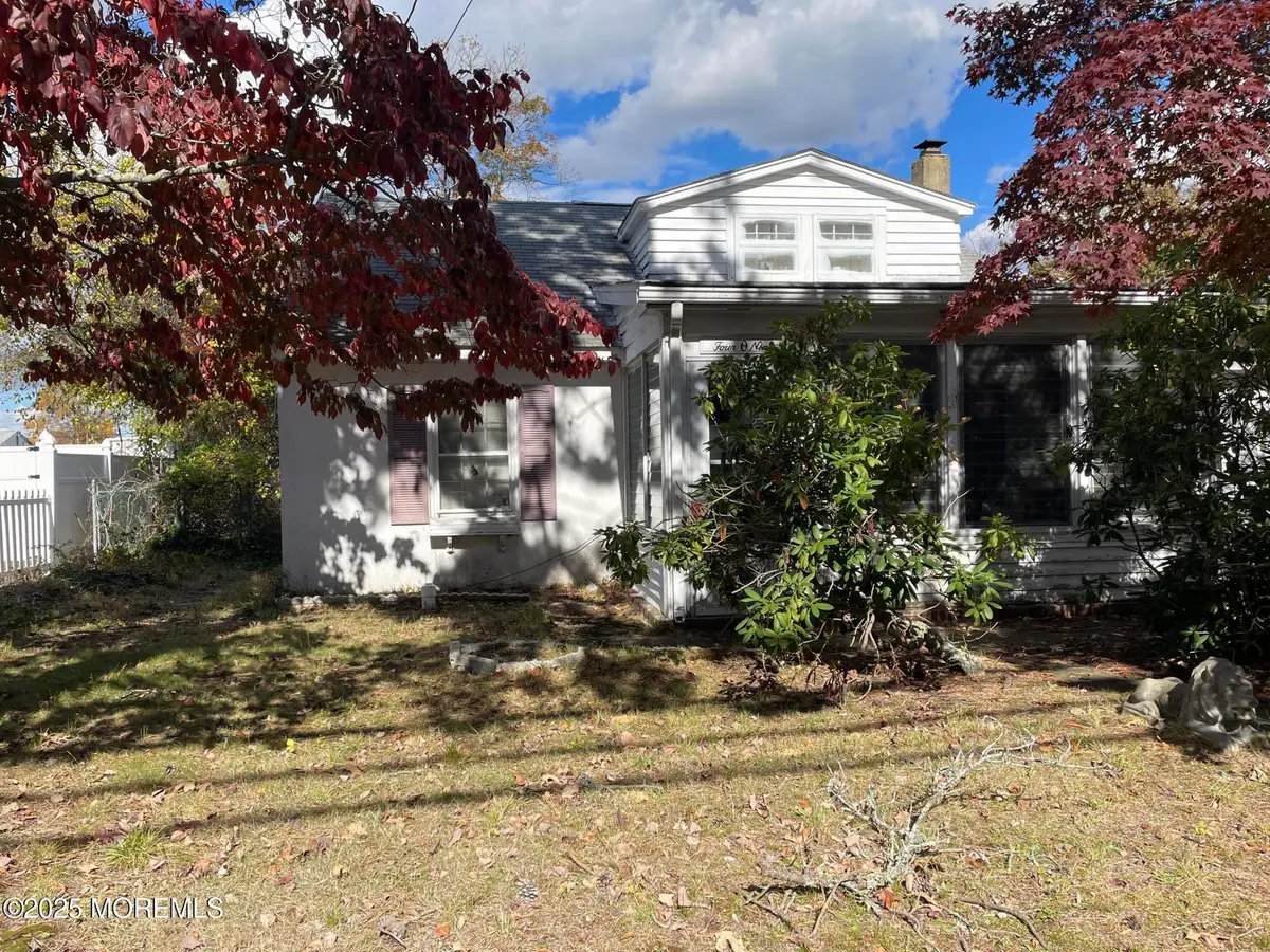 409 Union Avenue, Lakehurst, NJ 08733 - Image #1