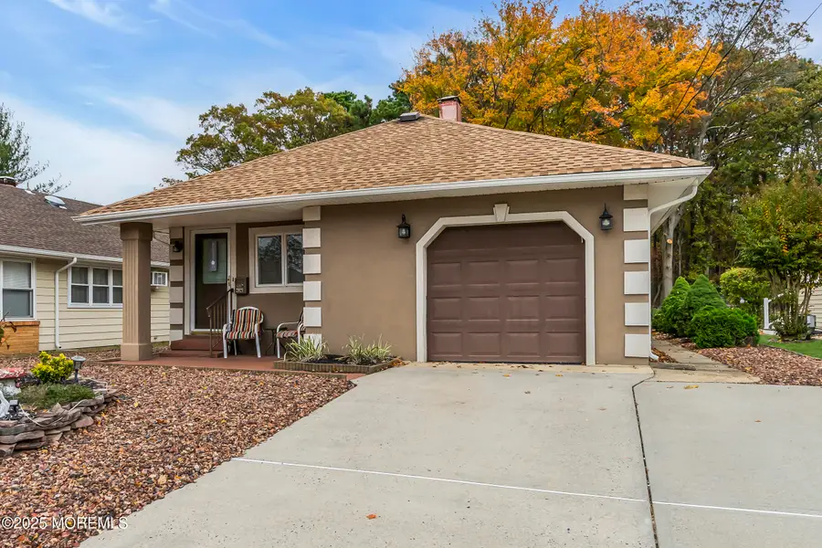 2021 Mount Carmel Boulevard, Toms River, NJ 08753 - Image #3