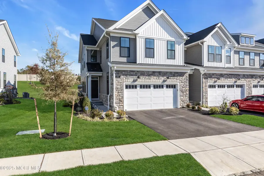 172 Mustang Drive, Manalapan Township, NJ 07726 - Image #3