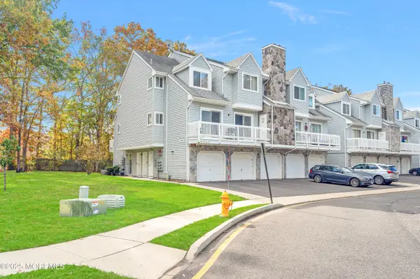 1315 Arthur Street, Toms River, NJ 08755