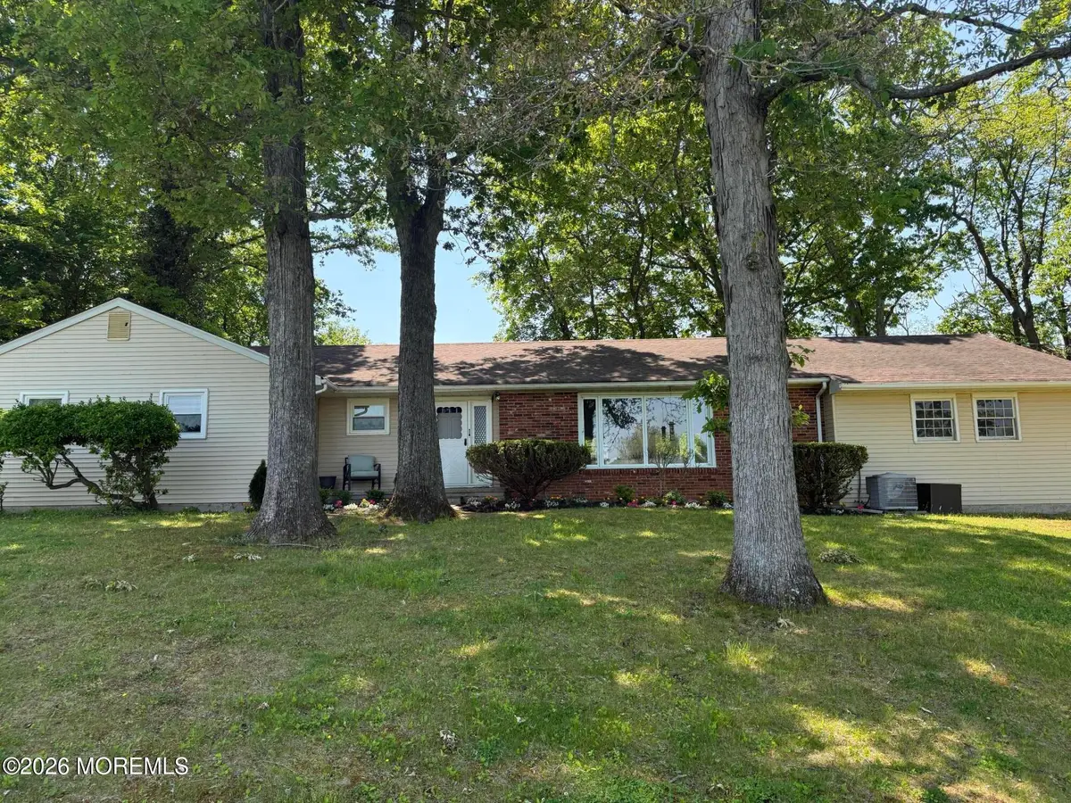 193 Burlington Path Road, Cream Ridge, NJ 08514 - #1