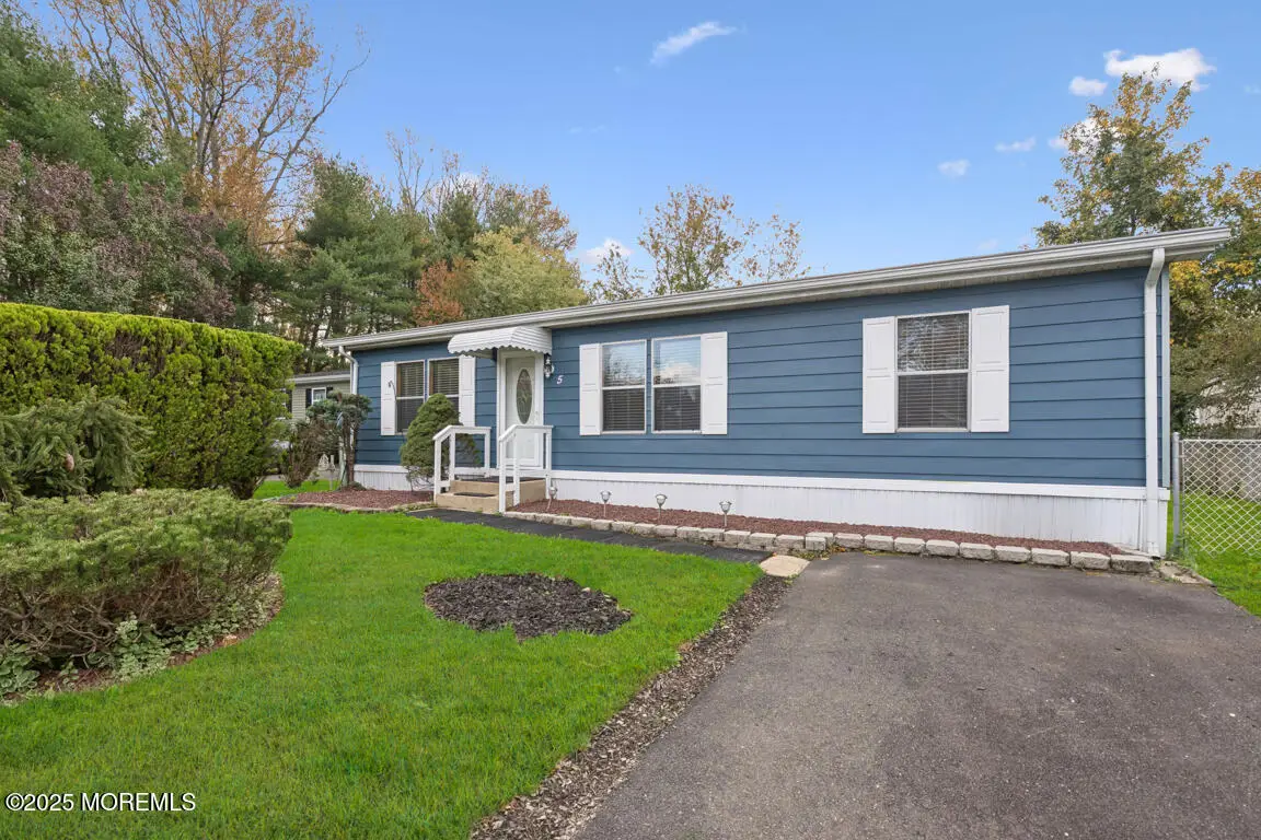 5 Fallow Drive, Manalapan Township, NJ 07726 - Image #1
