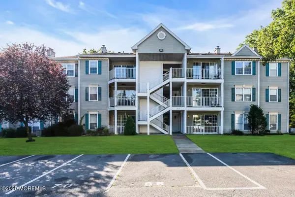 66 Iroquois Drive #24, Abescon, NJ 08201