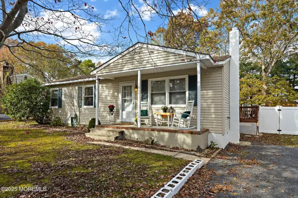 1018 Vessel Lane, Manahawkin, NJ 08050