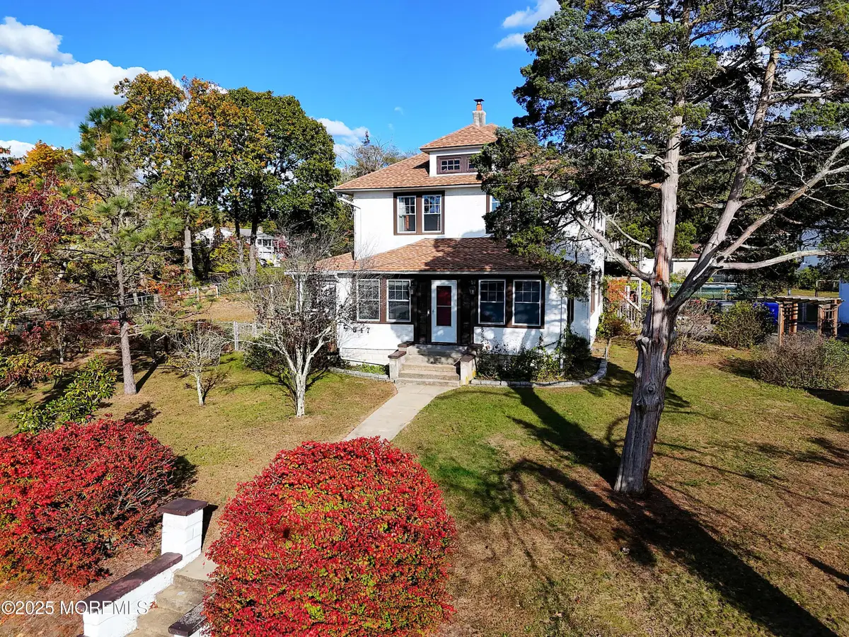 547 Brookside Drive, Toms River, NJ 08753 - Image #1