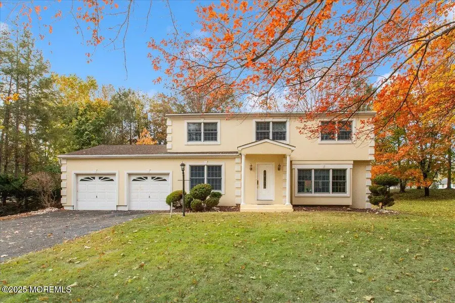 34 Sherwood Road, Manalapan Township, NJ 07726 - Image #2