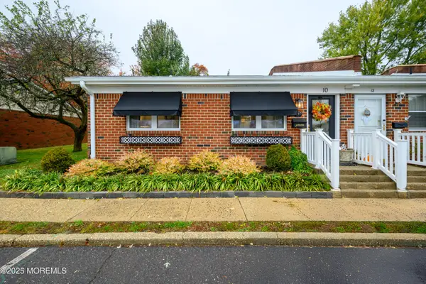 10 Pompton Plains Drive, Brick, NJ 08724