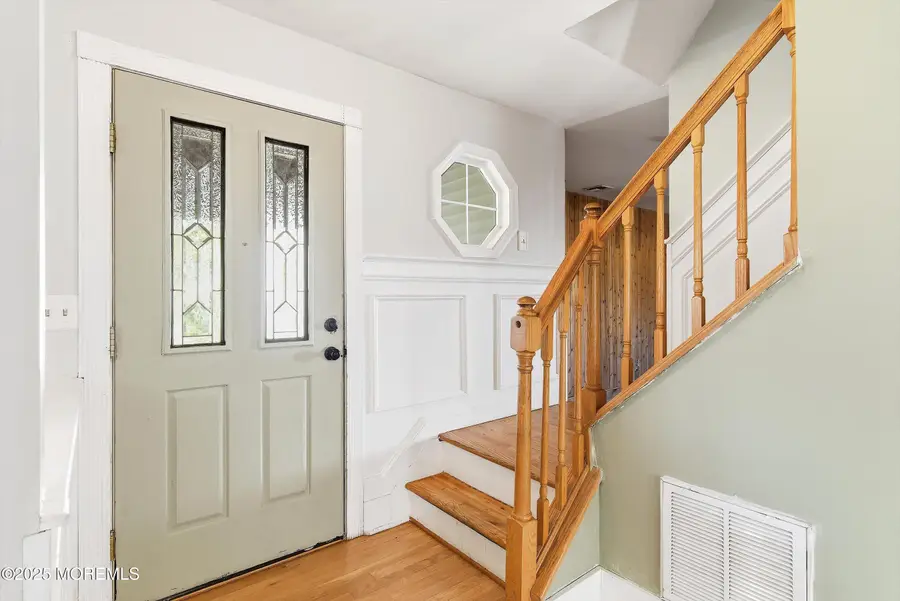 353 Livingston Avenue, Bayville, NJ 08721 - Image #3