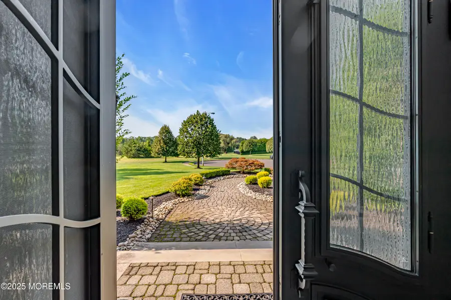 11 Brian Court, Farmingdale, NJ 07727 - Image #3