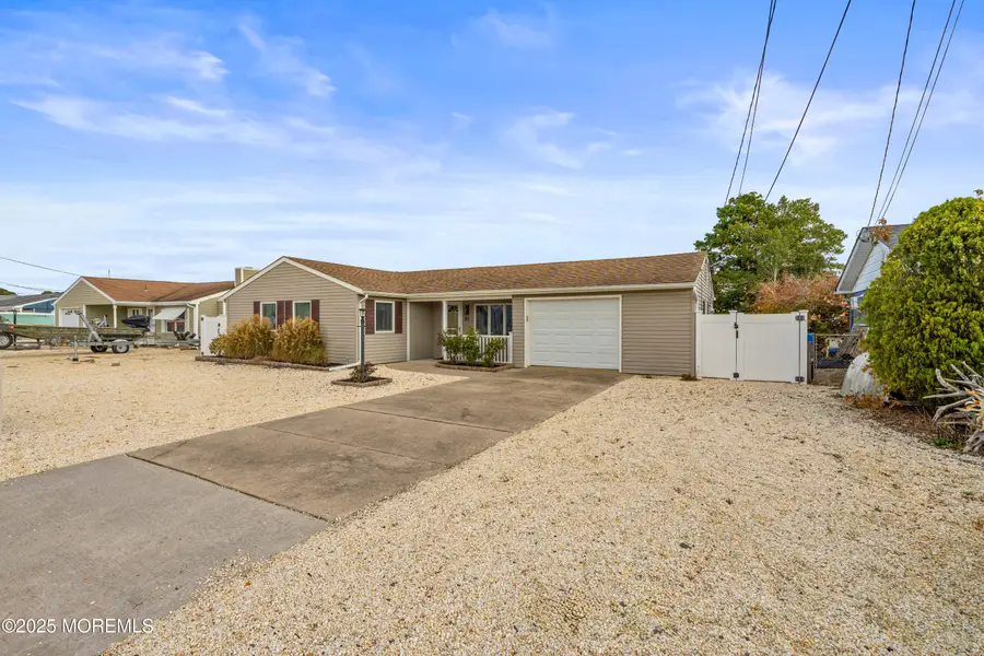 21 Peg Leg Way, Waretown, NJ 08758 - Image #2