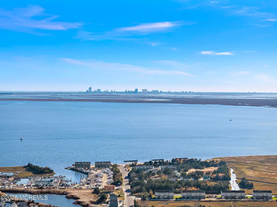 4 Kansas Road, Mystic Island, NJ 08087 - Image #2