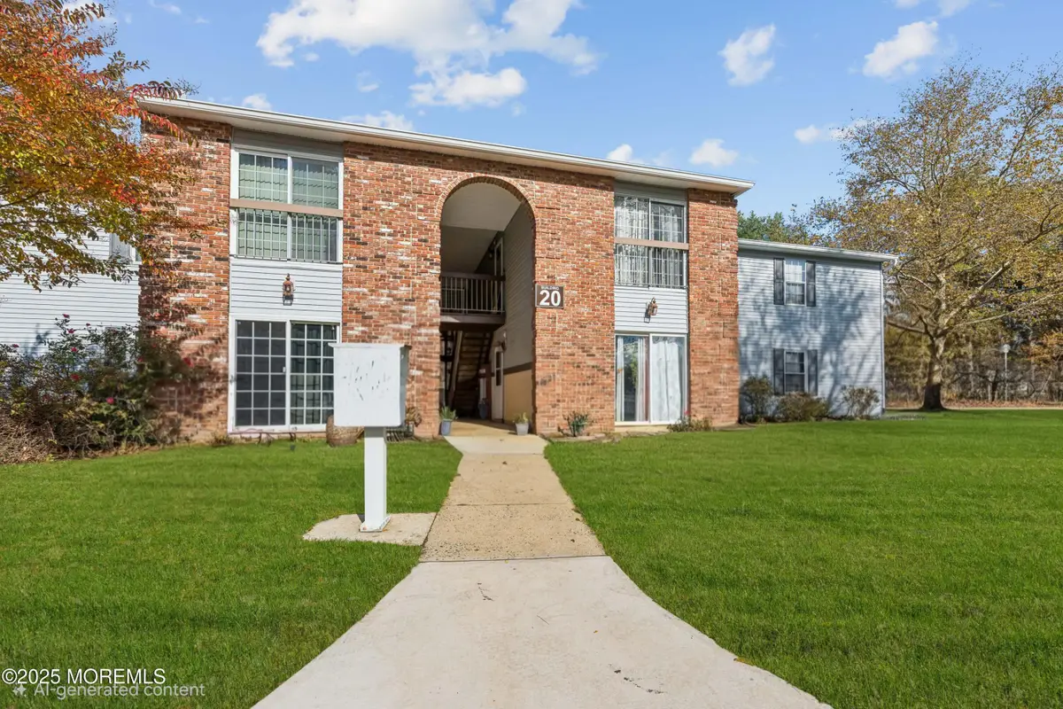 20 Austin Court #7, Freehold, NJ 07728 - Image #1