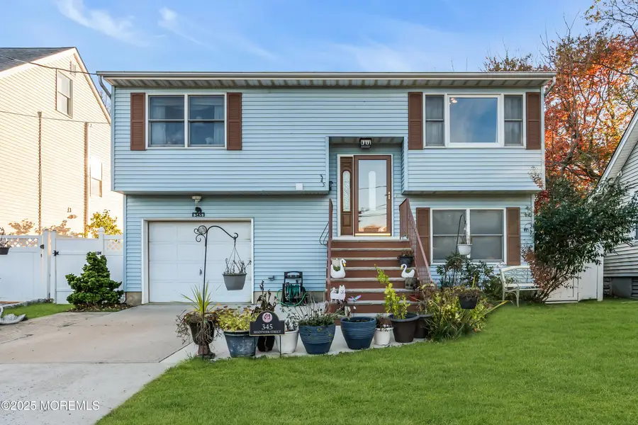345 Shadynook Street, Keyport, NJ 07735 - Image #2